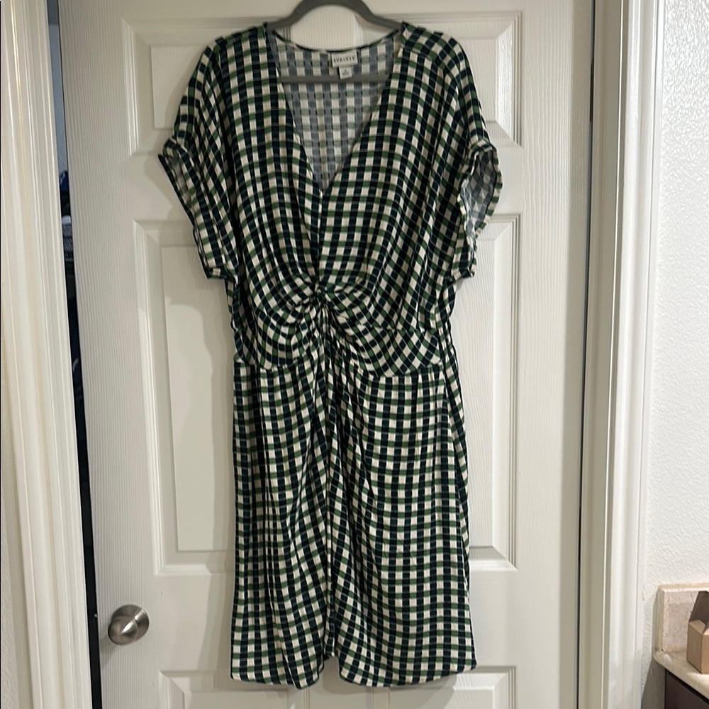 Ava & Viv Green Plaid Top